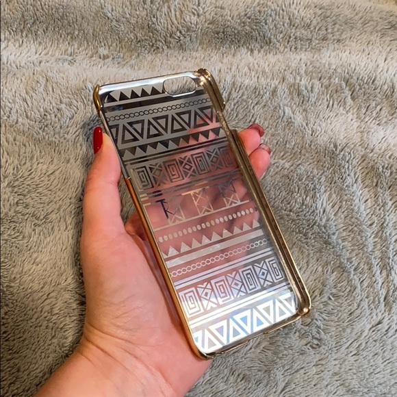 iPhone 7/8 plus gold Aztec case - Picture 3 of 3